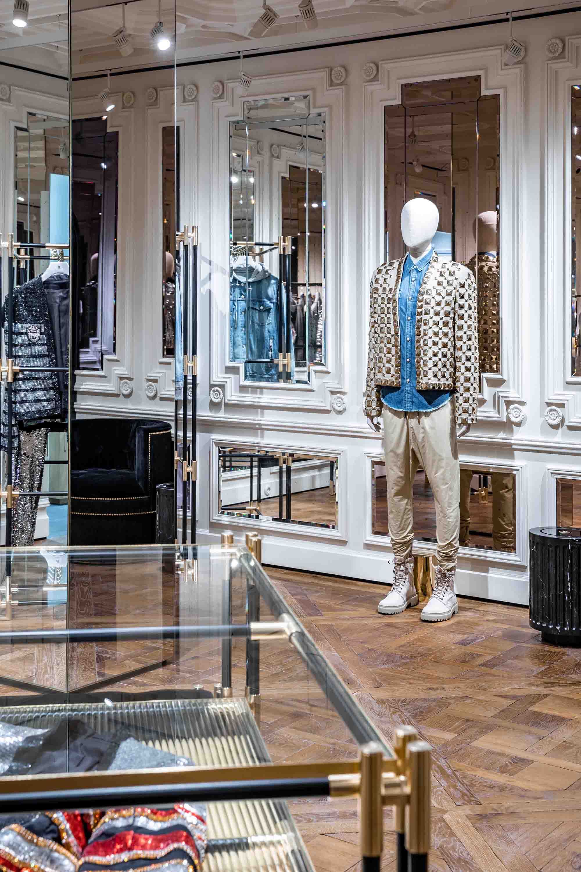 Balmain Flagship Store Saint Honoré, Paris - studio AMV